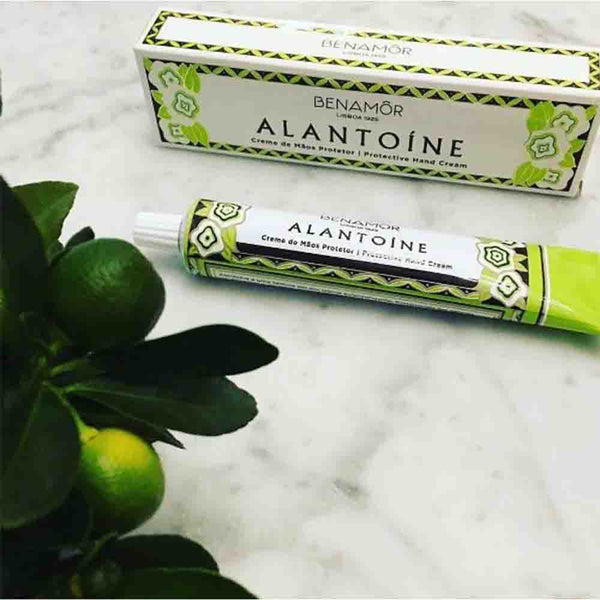 Alantoine Protective Hand Cream Lifestyle Image